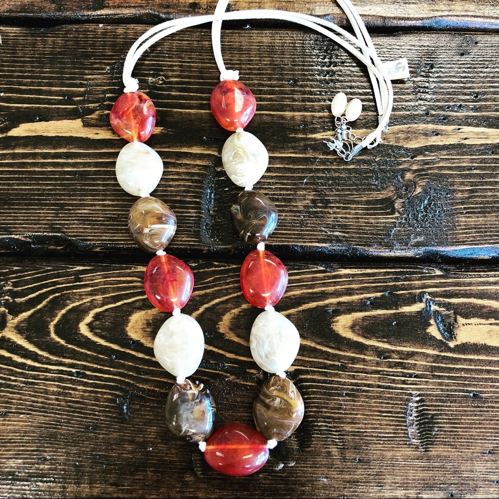 Acrylic bead necklace and earrings set